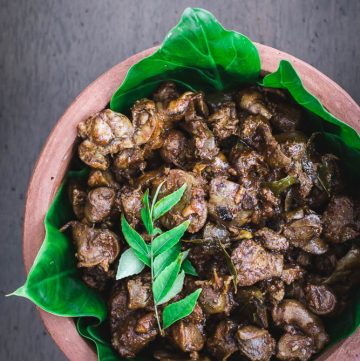 Chicken offal fry in earthenware pot