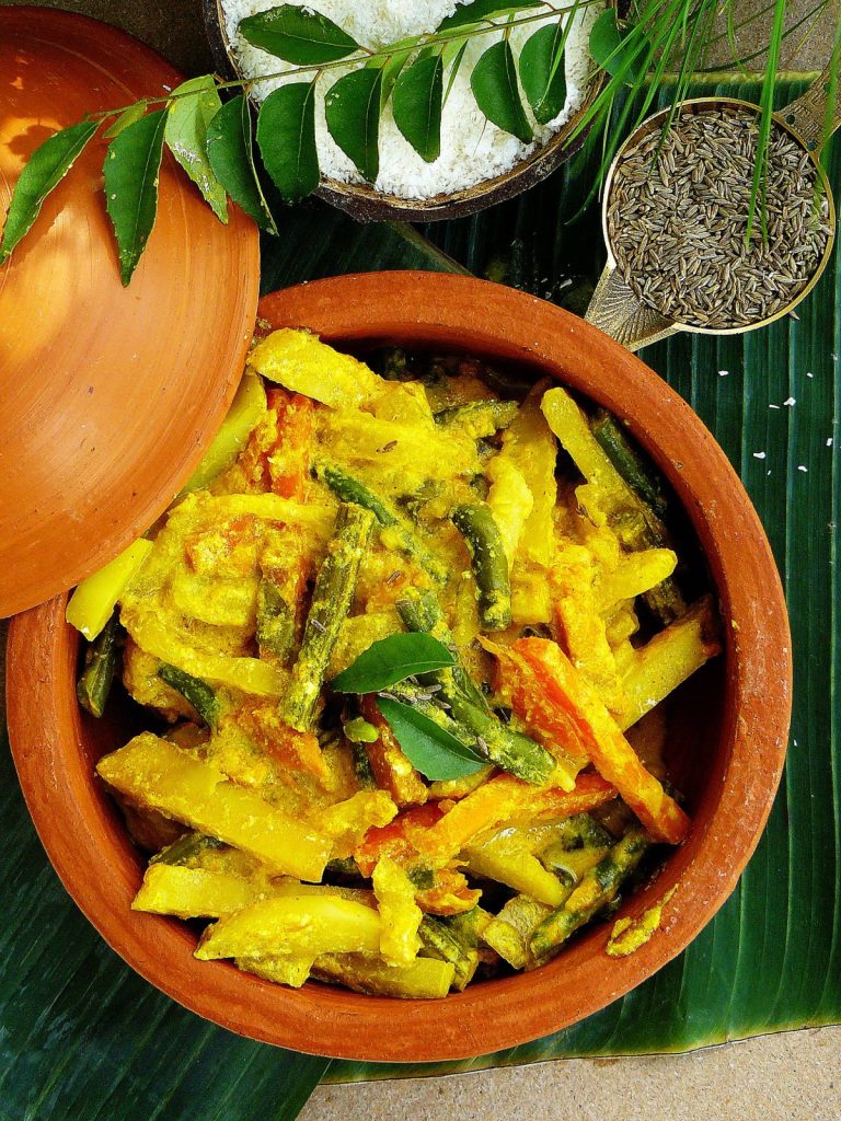 Mixed vegetable dish served in an earthenware pot