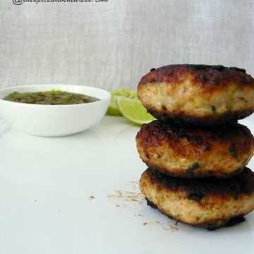 Murgh Dahi Kebab with Spicy Mint Pesto - thespiceadventuress.com