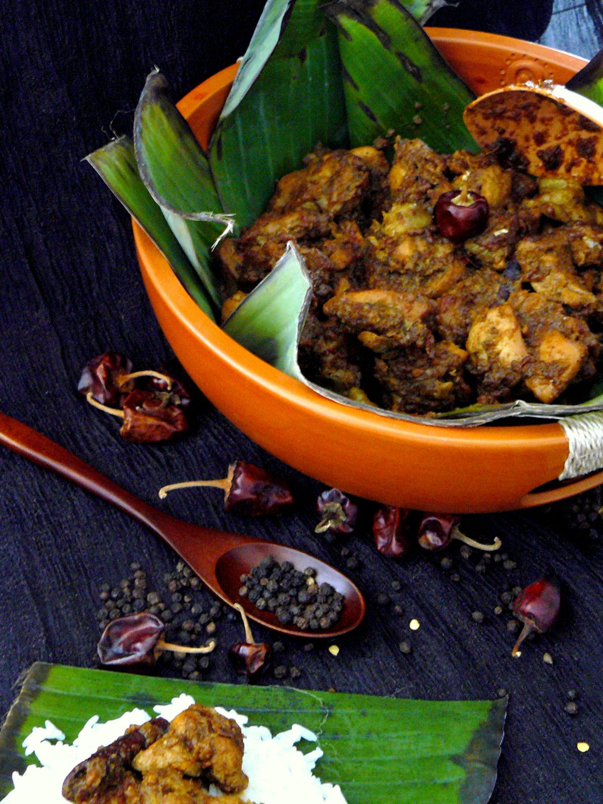 Chicken Chettinad Pepper Masala (Milagu Masala Kozhi) - Chettinad cooking at its best - thespiceadventuress.com