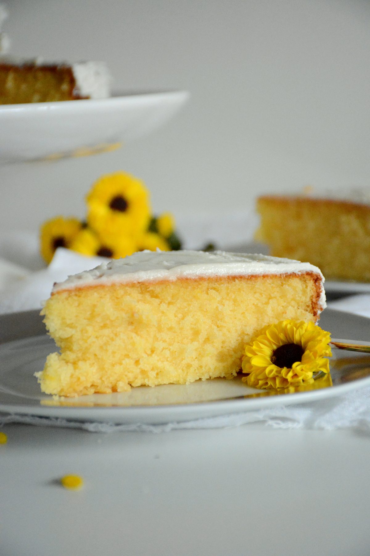 Lemon Cake - a light, fluffy and moist cake with citrusy flavours - thespiceadventuress.com