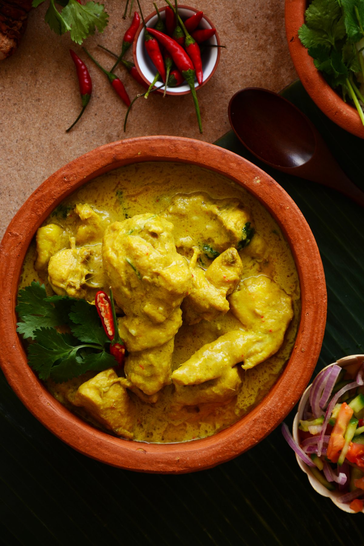 Cambodian (Khmer) Chicken Samla Curry - deliciously creamy, highly aromatic and fragrant chicken curry - thespiceadventuress.com