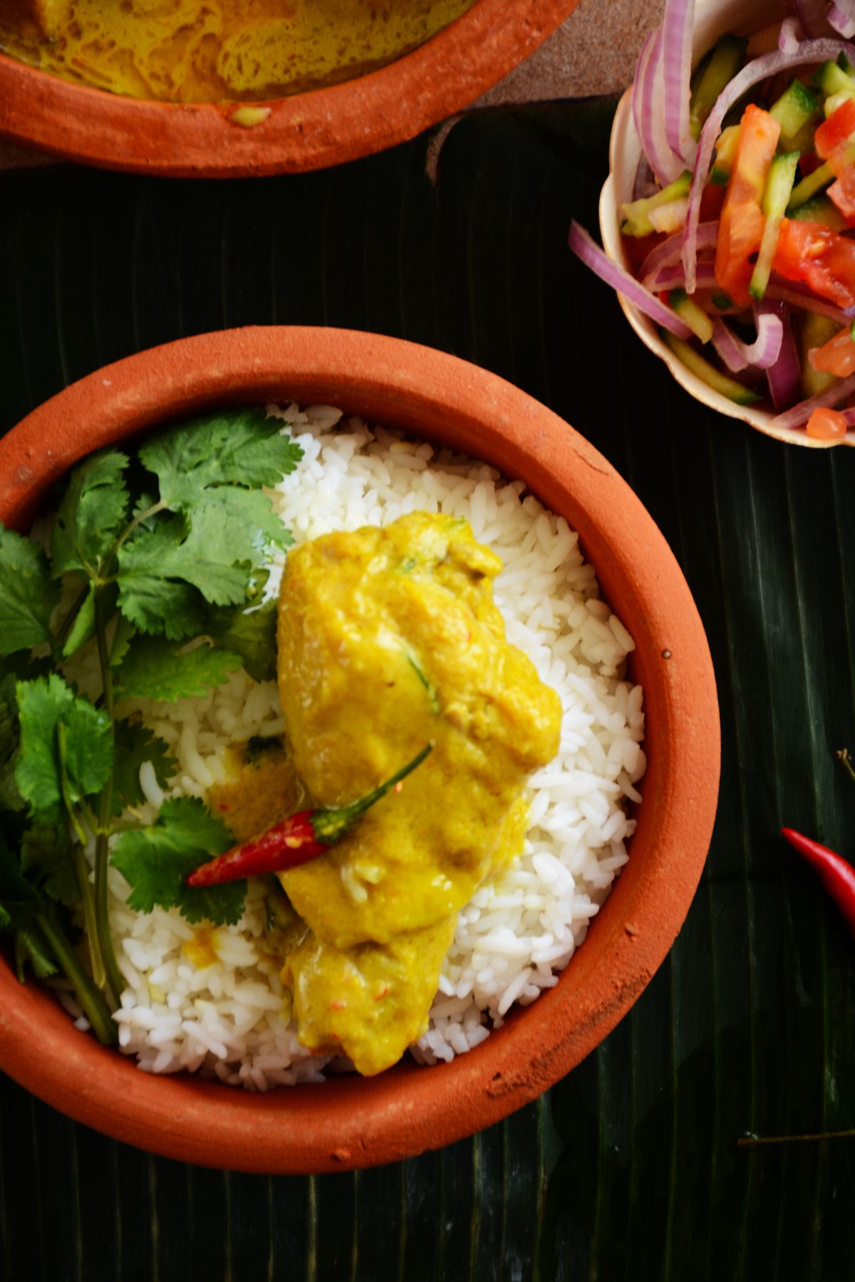 Cambodian (Khmer) Chicken Samla Curry - deliciously creamy, highly aromatic and fragrant chicken curry - thespiceadventuress.com