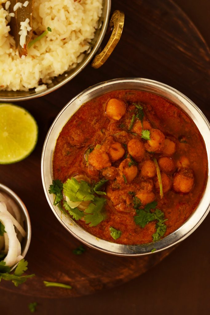 Chickpeas curry in bowl