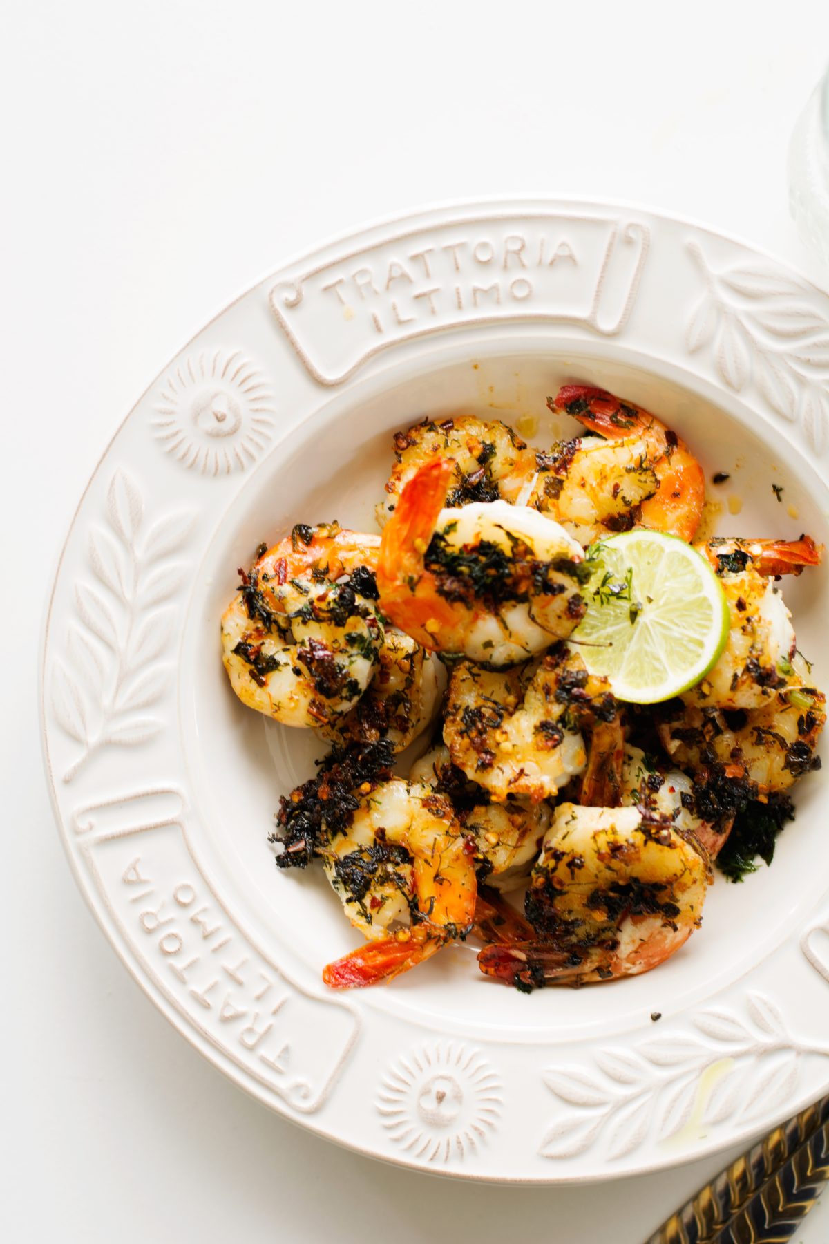 Grilled Prawns with Herbs and Chilli, simple and delicious - thespiceadventuress.com