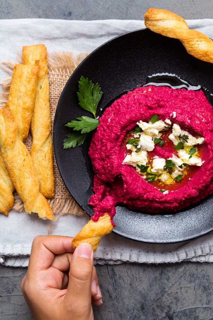 Beet hummus - thespiceadventuress.com