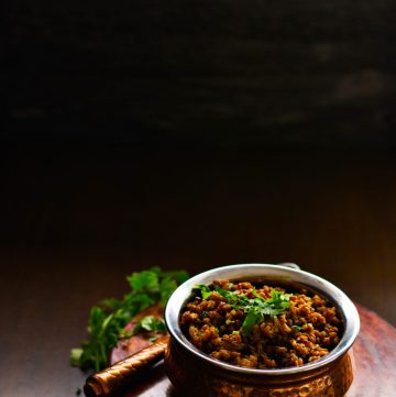 Methi Dana ki Sabzi (Indian style Fenugreek Seeds Stir-Fry) - thespiceadventuress.com