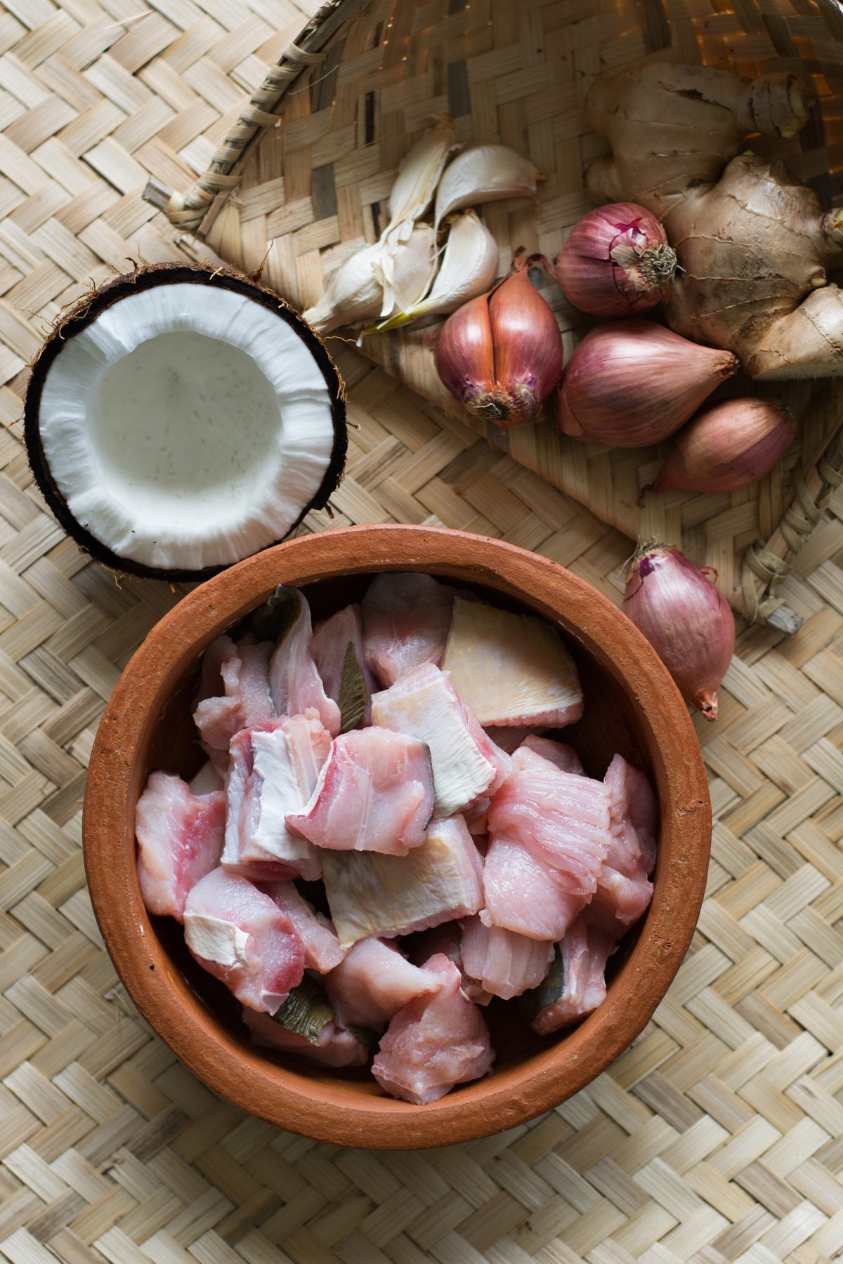 Kerala style Stingray Curry - thespiceadventuress.com