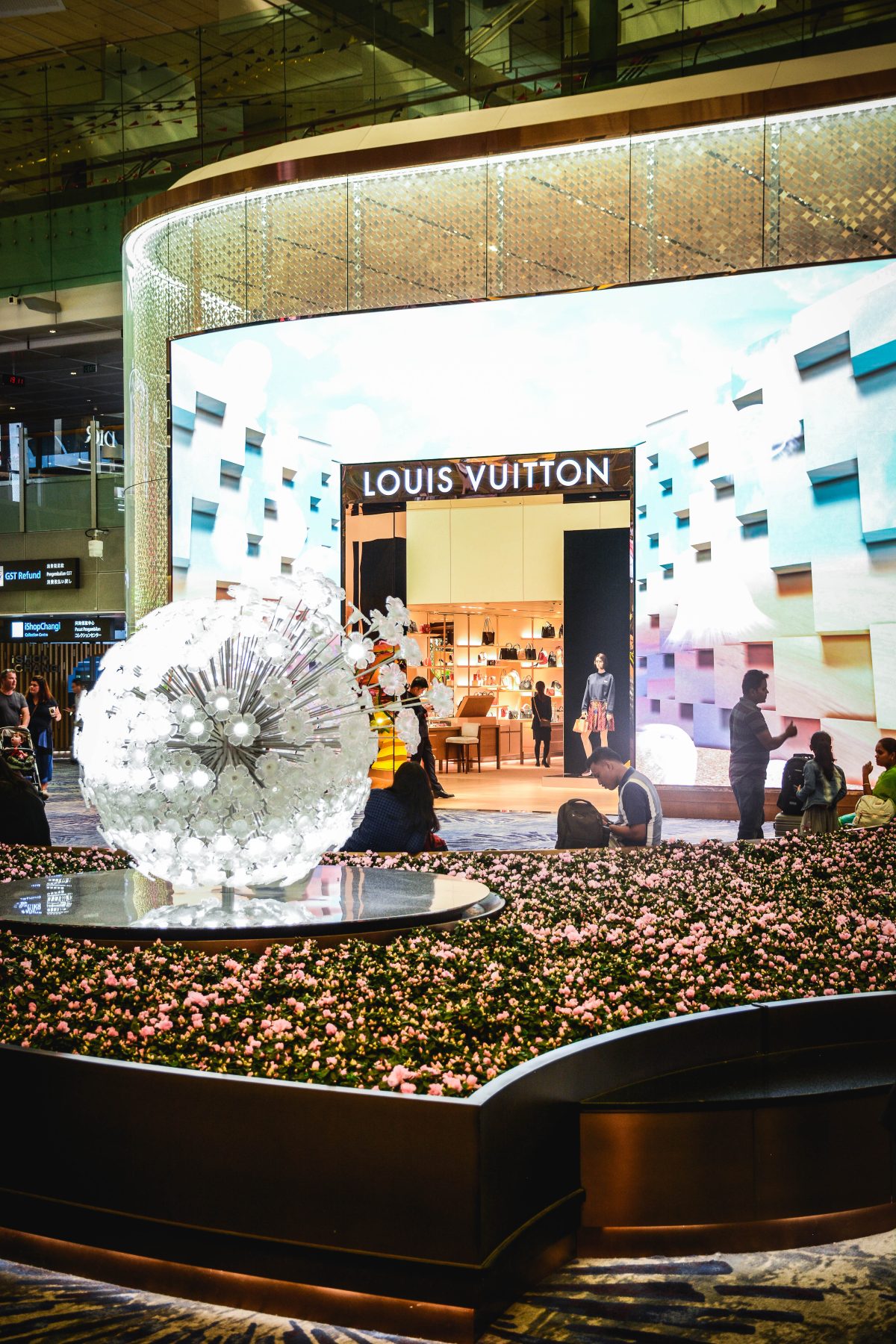 Louis Vuitton Singapore Changi Airport T1 Store in Singapore, SINGAPORE