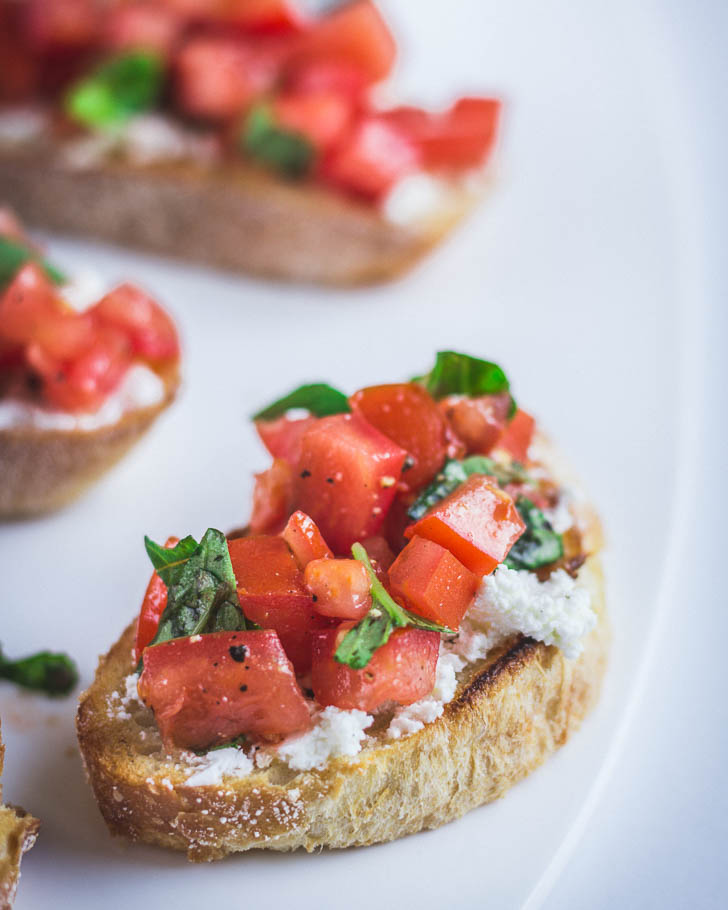 Bruschetta with marinated feta 