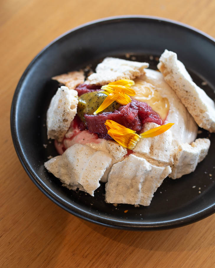 poached rhubarb dessert